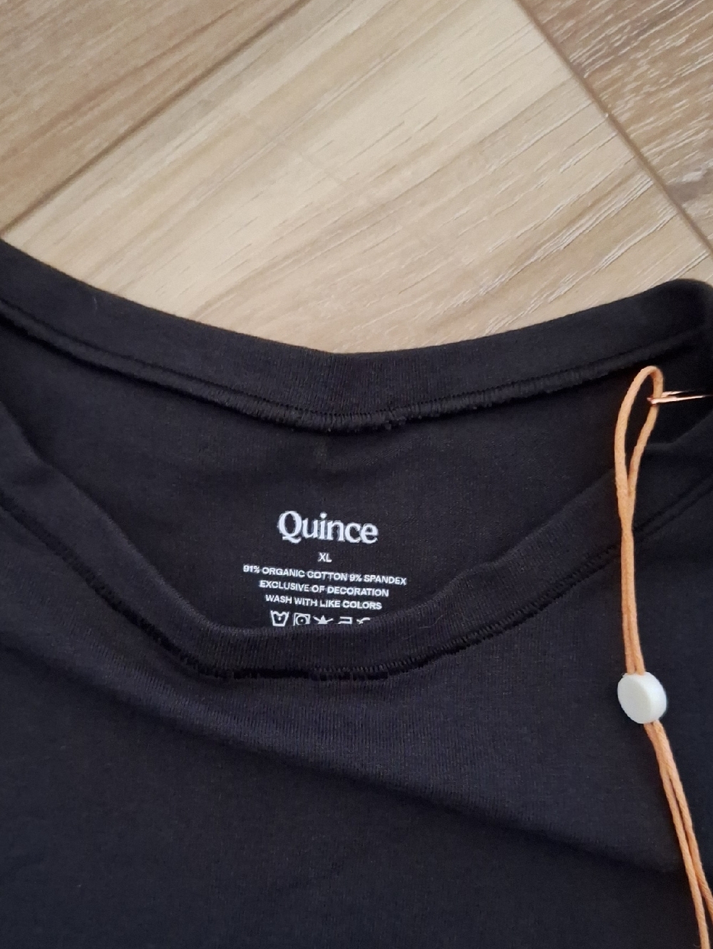 Quince Stretch Cotton Jersey Short Sleeve Bodysuit Black L NWT - Picture 3 of 3